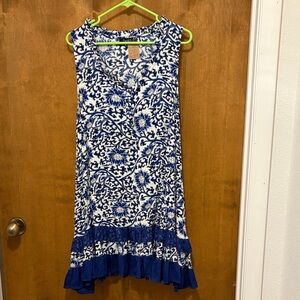 431. Papillon Blanc Blue and White Floral V-Neck Ruffled Midi Dress